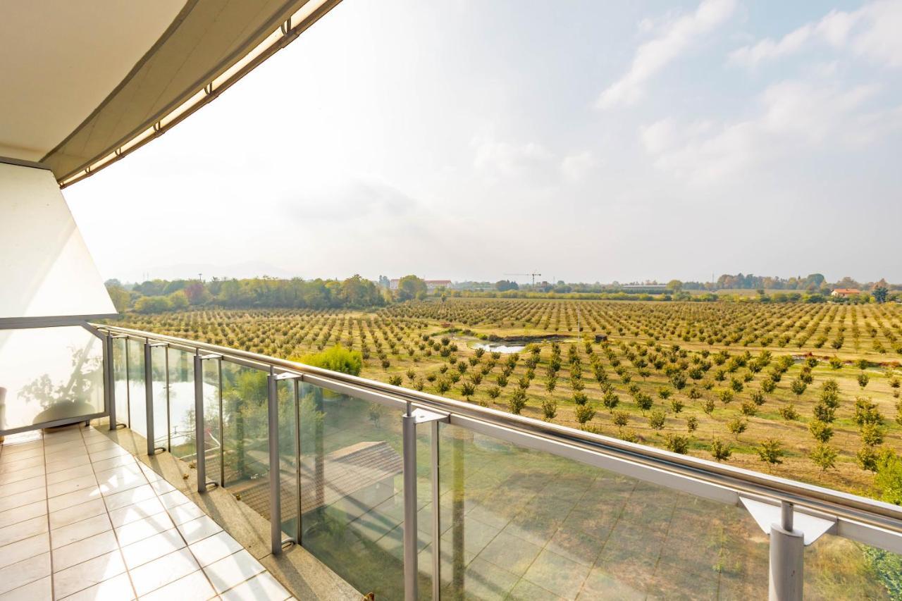 Glass House Кунео Экстерьер фото
